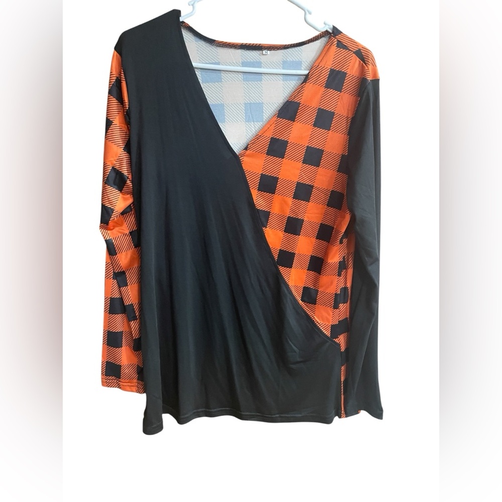 Long Sleeve Color Block Plaid Pattern Top - Size M Orange and Black